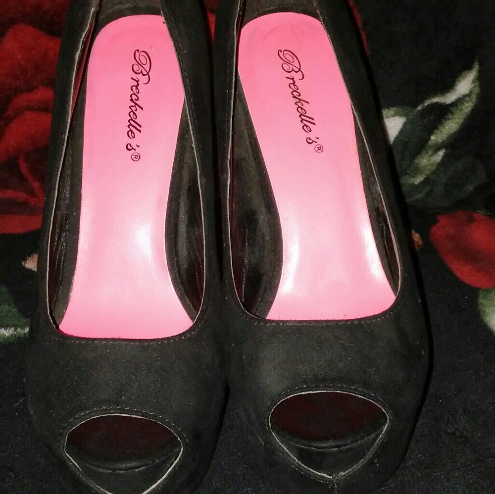 High heels - Picture 3 of 3